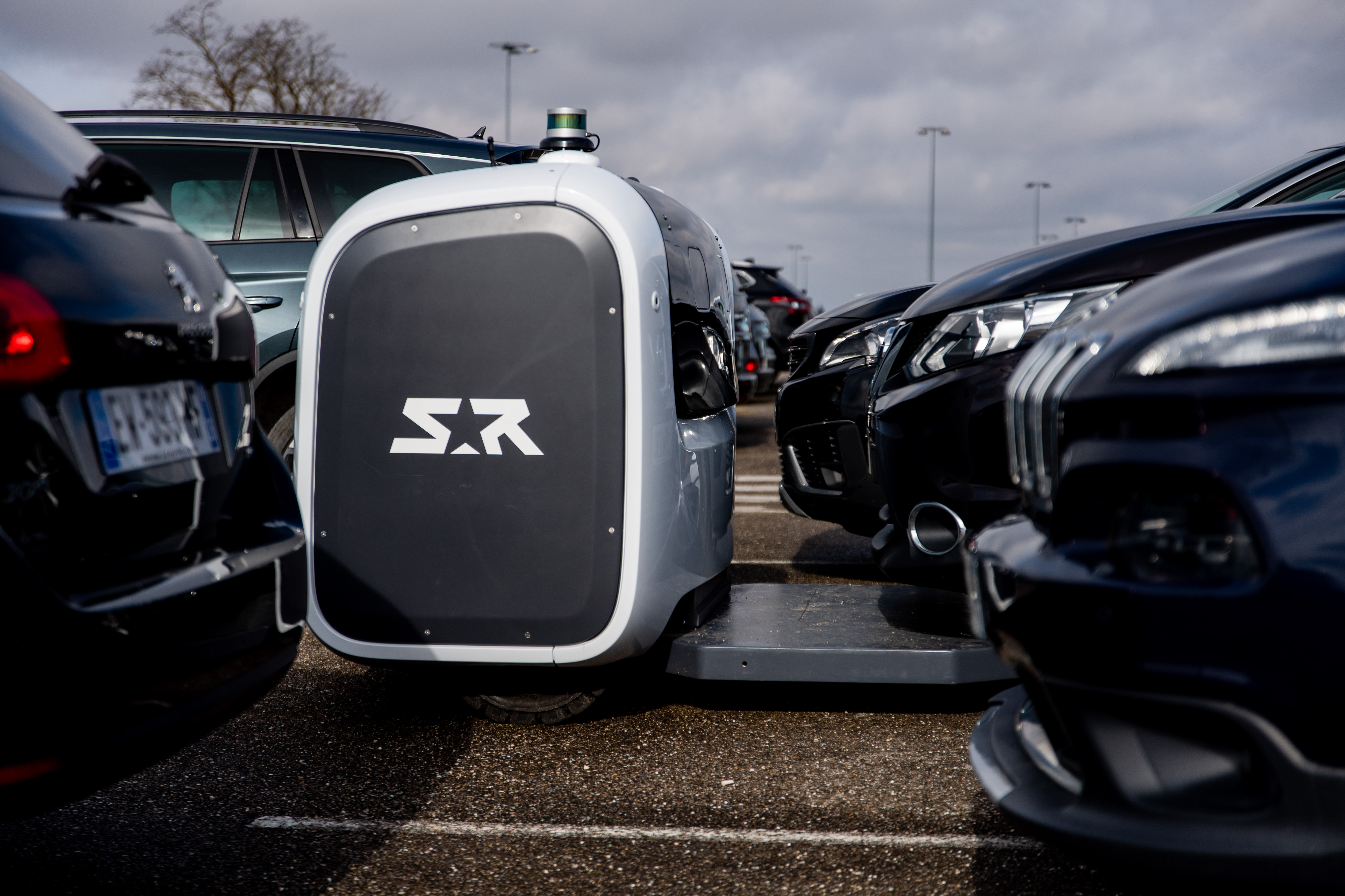 Official London Gatwick Robotic Parking video