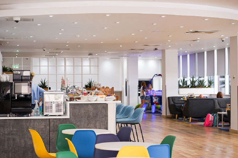 Flight Lounge London Gatwick Airport